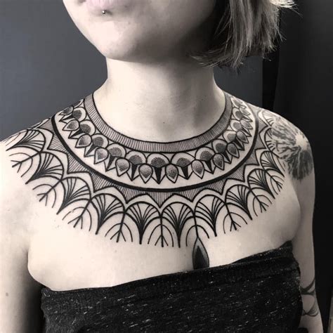 40 meilleures idées sur Tatouage buste 